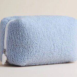 New Summer Fridays Cloud Pouch in Jet Lag (Blue)